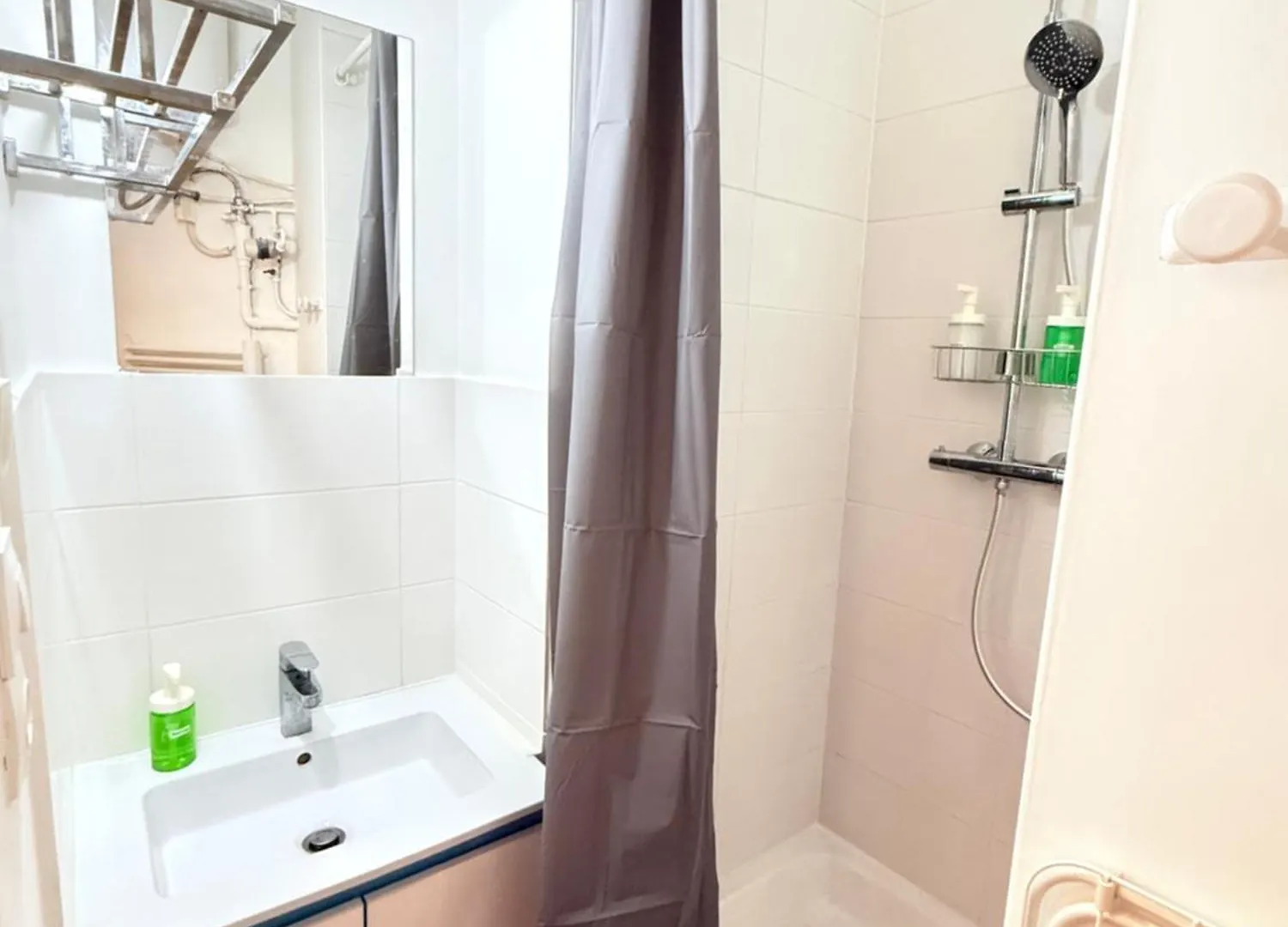Cozy Apartment 2-Min Walk To Gare Du Nord Fayette Paris 0*,  France